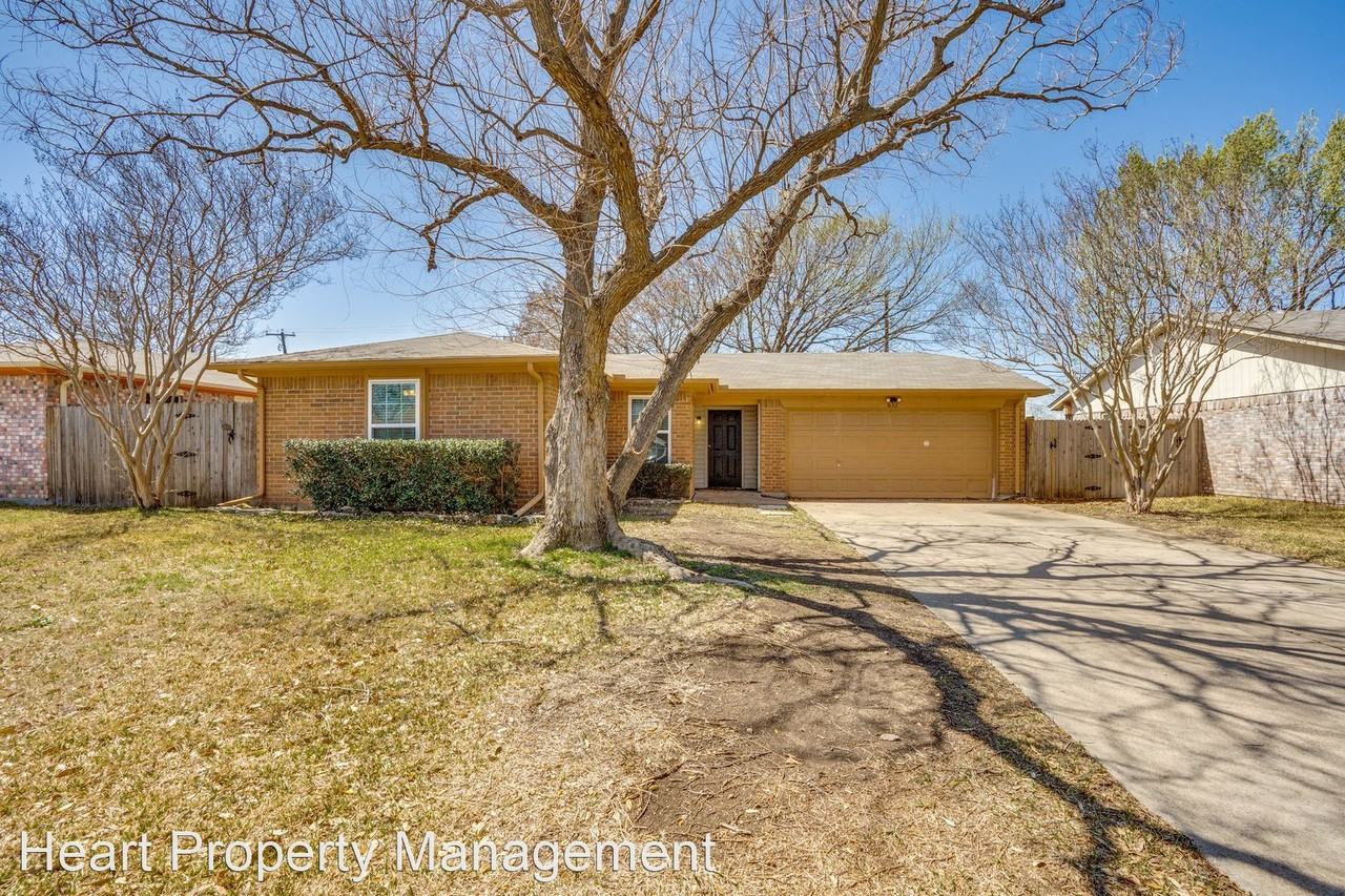 632 Plainview Dr - Photo 2 of 25