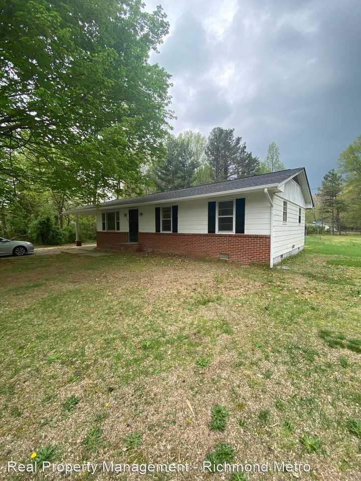 7507 Long Creek Dr - Photo 2 of 22