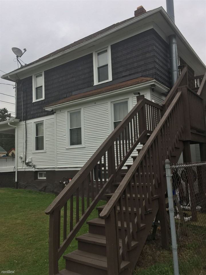 700 Marion St - Photo 2 of 8