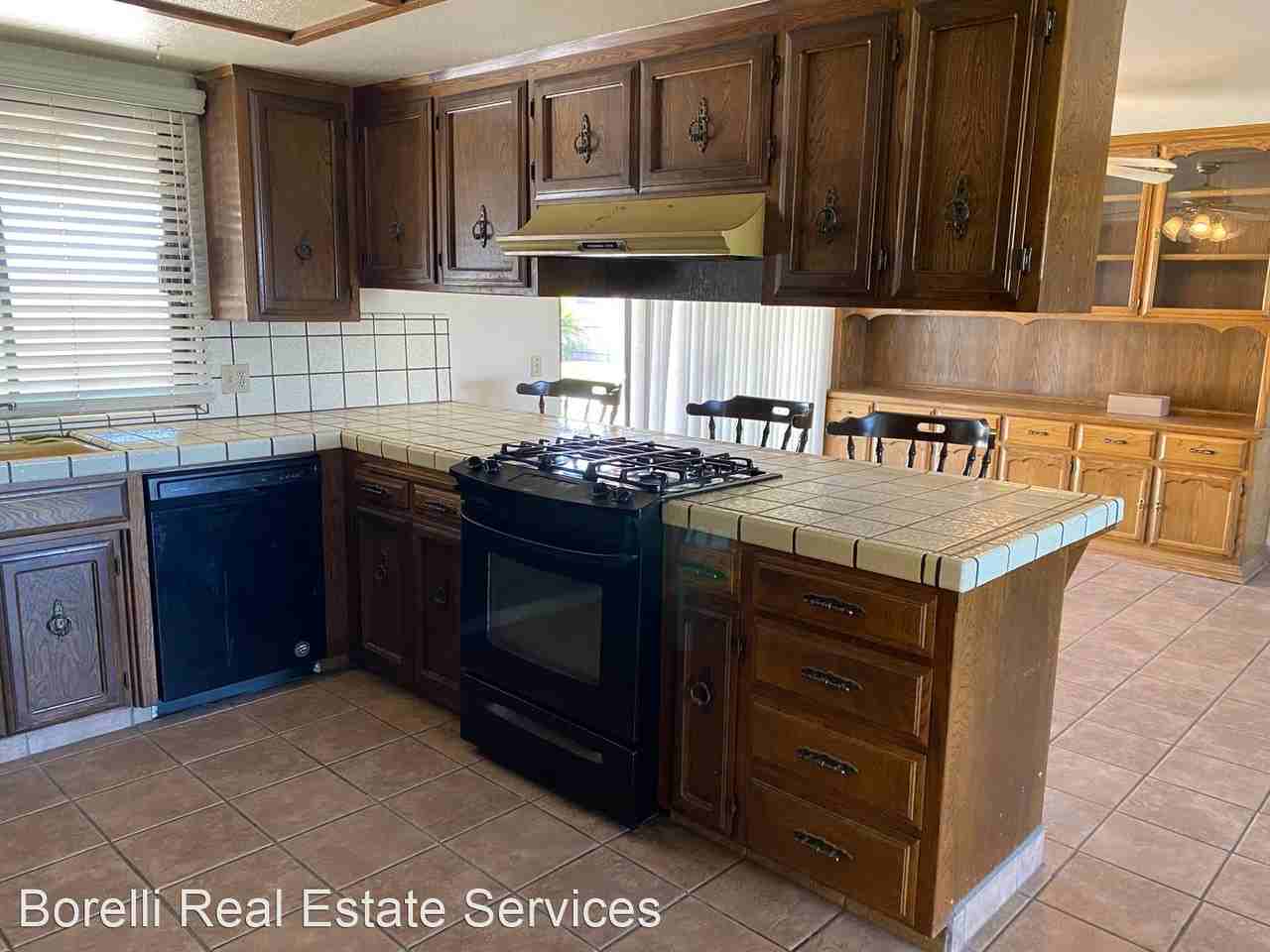 16411 Cozzi Ave - Photo 2 of 13