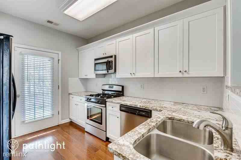 165 Riverstone Commons Cir - Photo 2 of 11