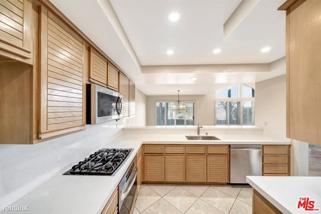 3764 Calle Jazmin - Photo 2 of 7