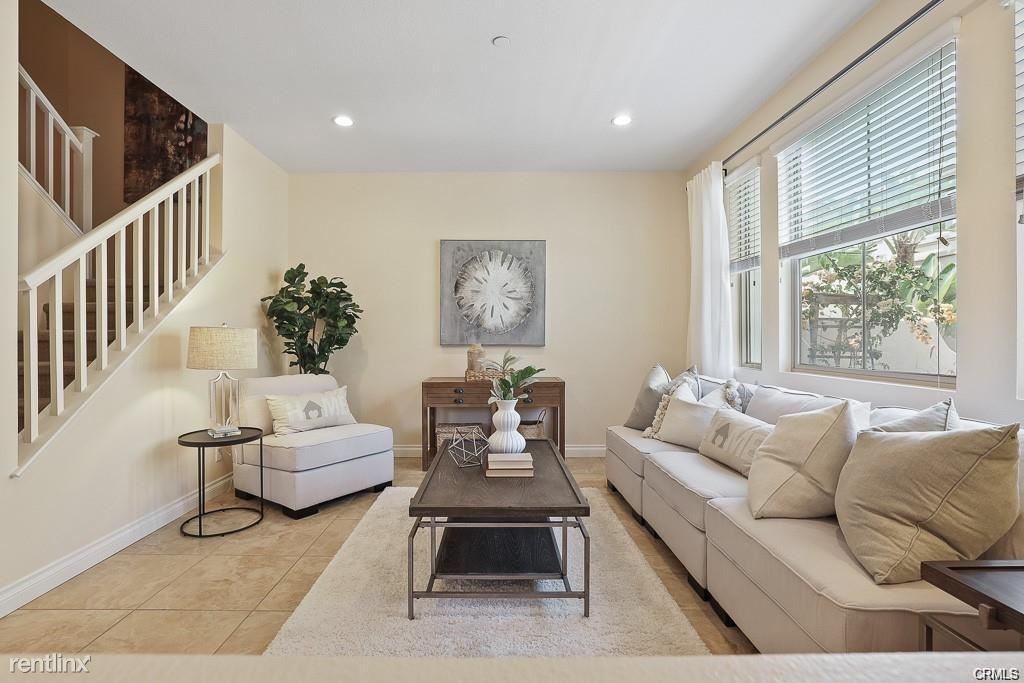 82 Hedge Bloom - Photo 2 of 10