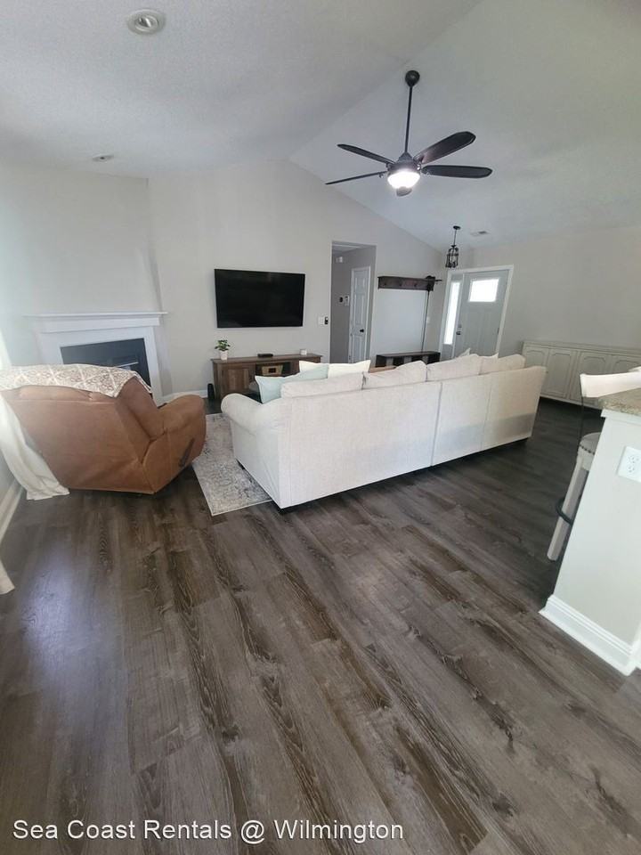 316 Hixon Pl - Photo 3 of 20