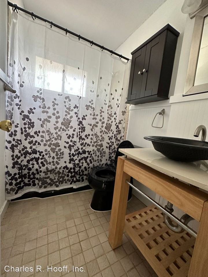 2107 Belle View Blvd - Photo 2 of 21