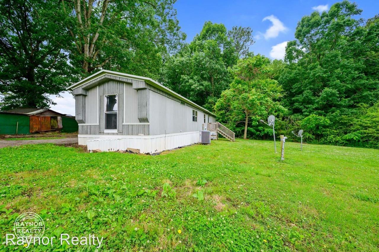 121 Wood Church Rd - Photo 2 of 26