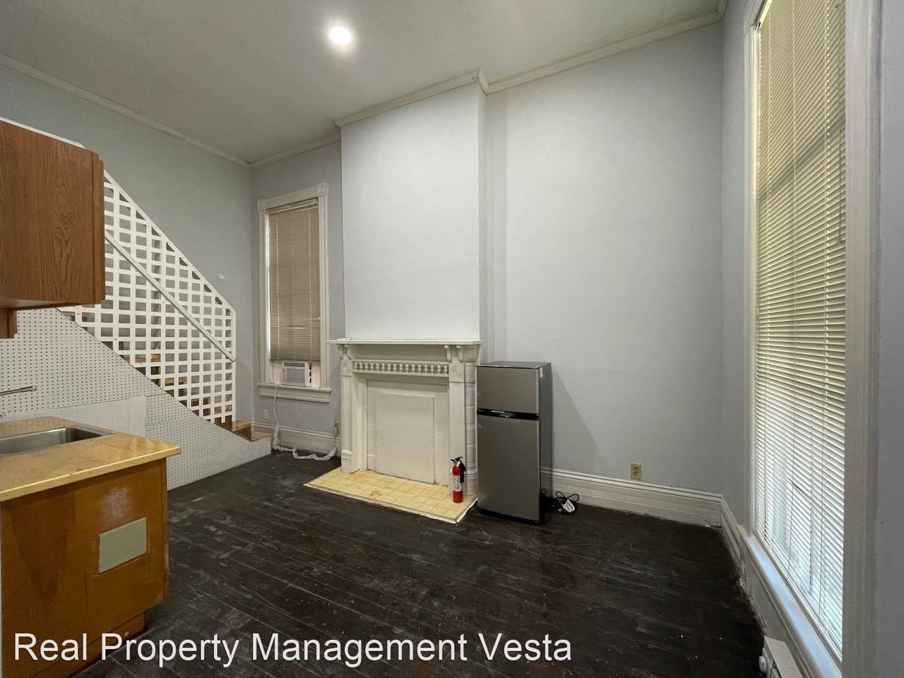 871 Mulberry Street - Photo 3 of 16