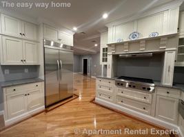 featured image of 66 Dudley St #1