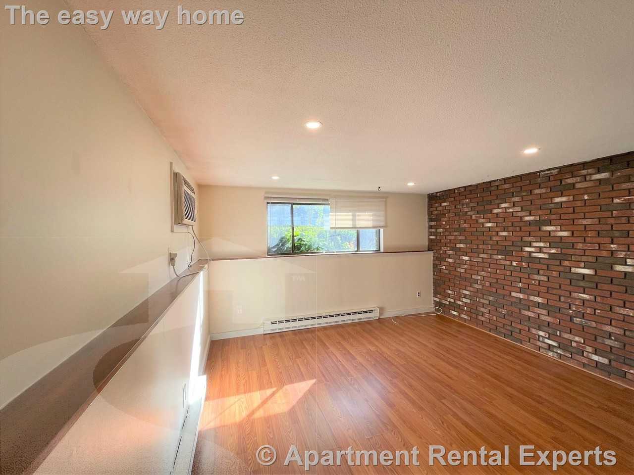 102 Alpine St #2 - Photo 2 of 9