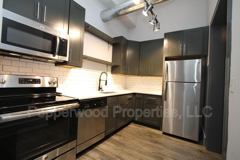 600 Magnolia St - Photo 2 of 9