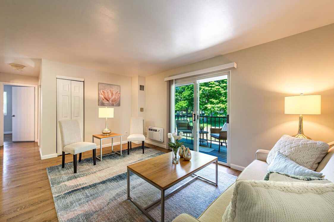 5 Westwood Glen Rd #99 - Photo 2 of 13