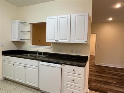 14658 Silver Oaks Loop - Photo 3 of 20