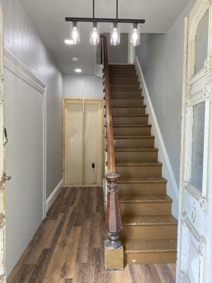 213 Toledo St - Photo 3 of 8