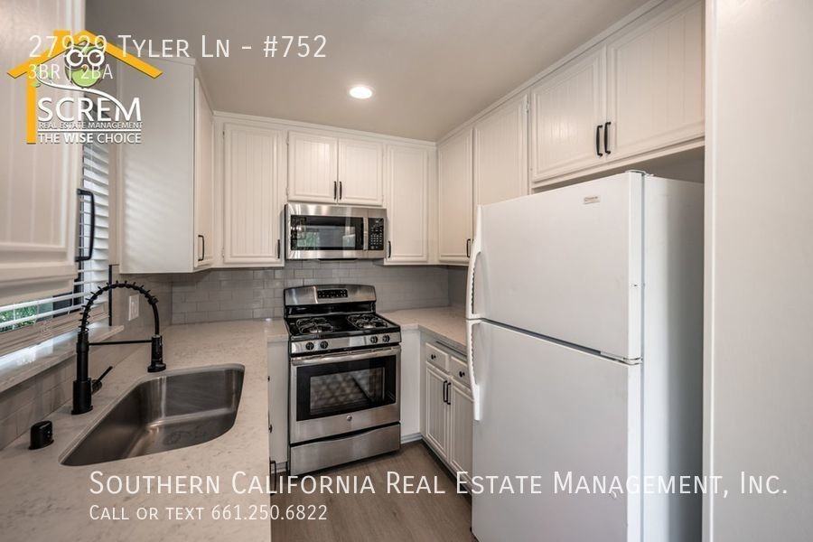 27929 Tyler Ln #752 - Photo 3 of 6