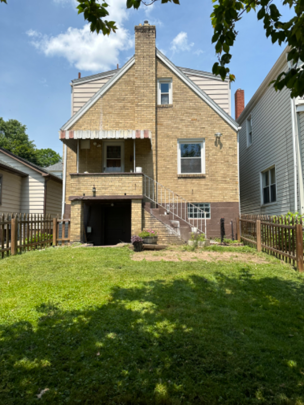 337 Glenn Ave - Photo 3 of 23