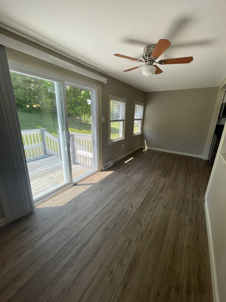 41 Bay Street #41 D - Photo 5 of 11