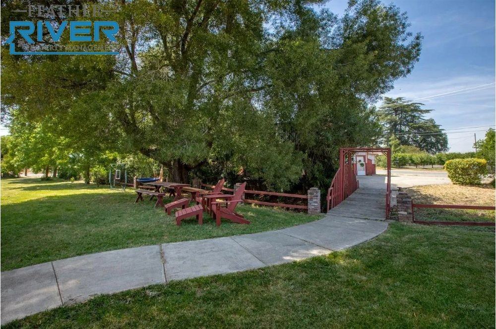 124 E Evans Reimer Rd - Photo 2 of 15