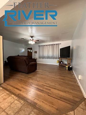 124 E Evans Reimer Rd - Photo 3 of 15