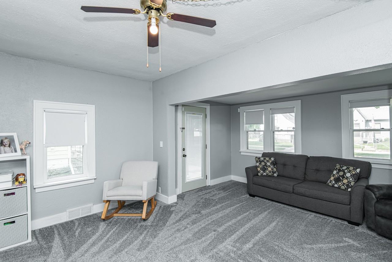 1226 9th Ave Se #NA - Photo 3 of 22