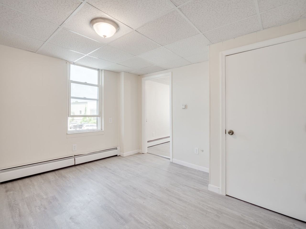 23 Lowell Street #2R - Photo 5 of 6