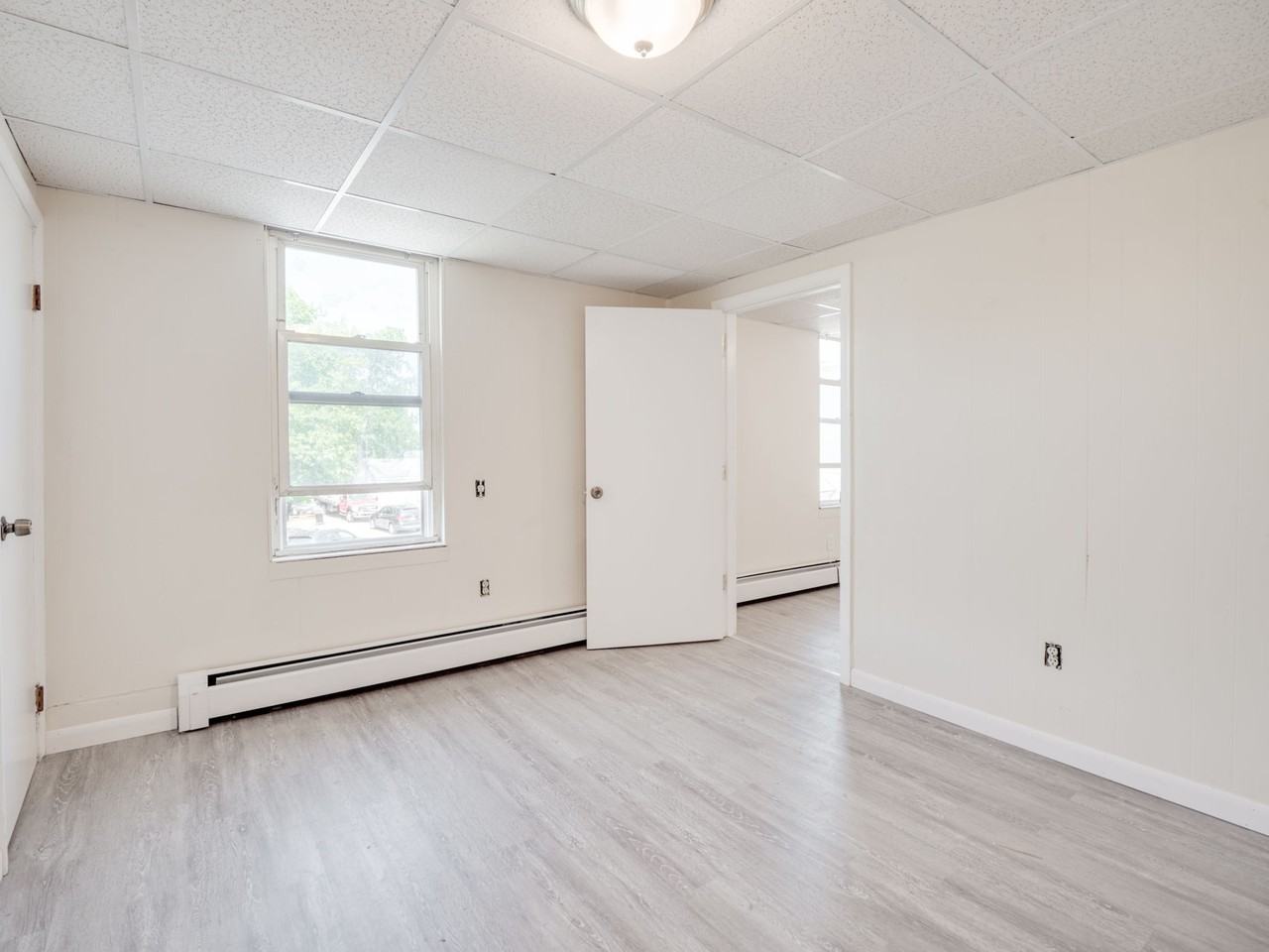 23 Lowell Street #2R - Photo 3 of 6