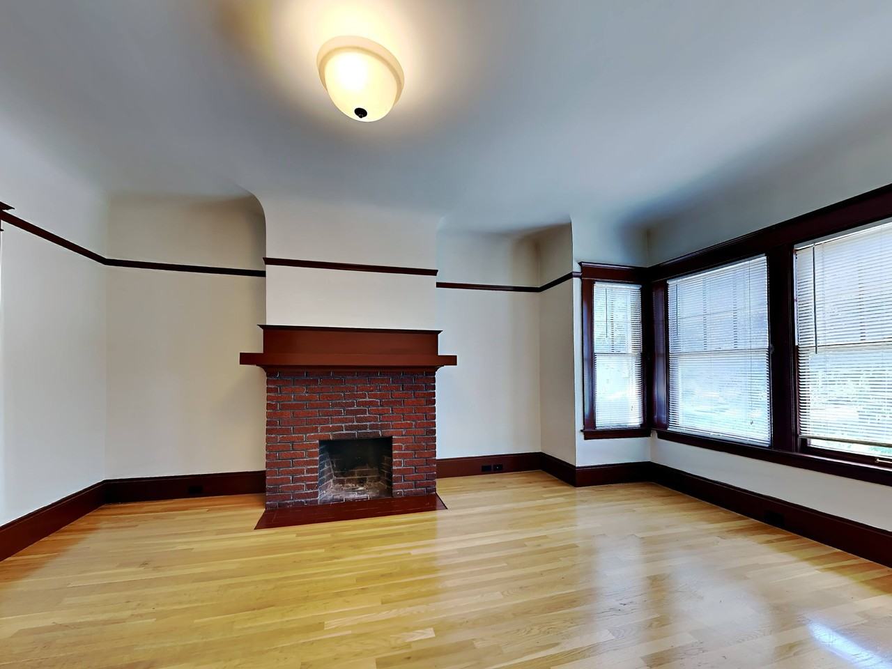 2618 Gough - Photo 2 of 14