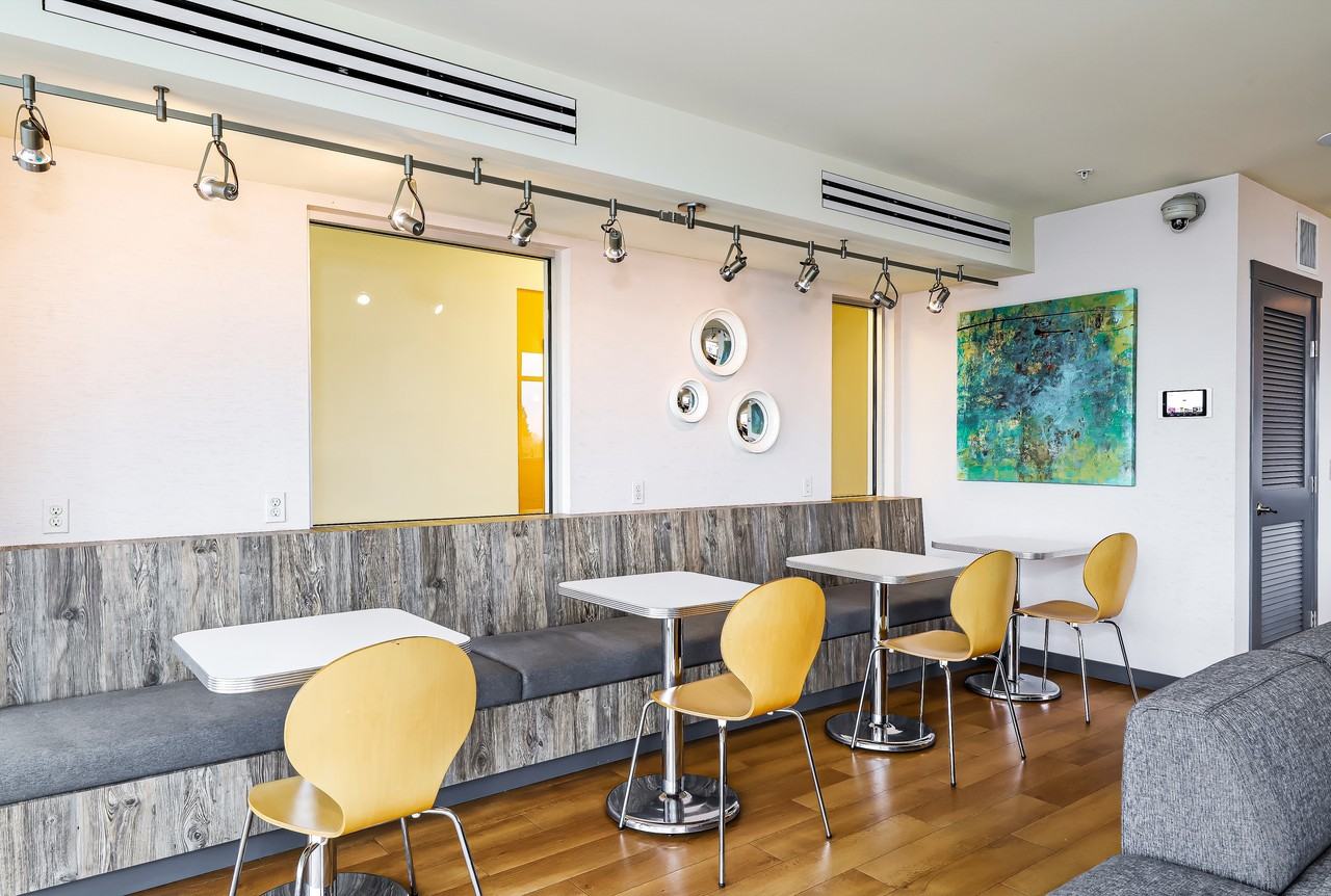 Element 42 - Photo 5 of 38