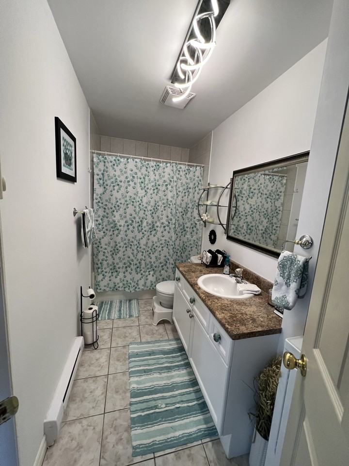 13658 Boul Gouin O - Photo 3 of 11