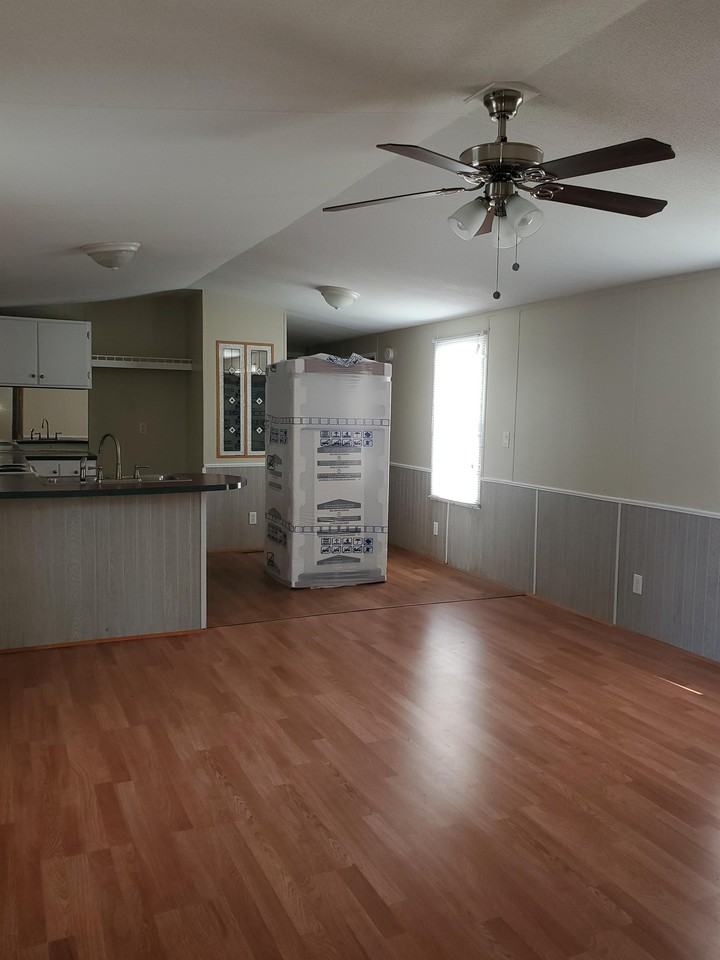 357 Golden Dale Dr #357R - Photo 3 of 8