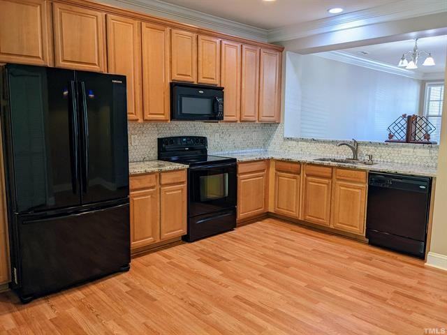 2015 Freeport Dr #1 - Photo 5 of 14