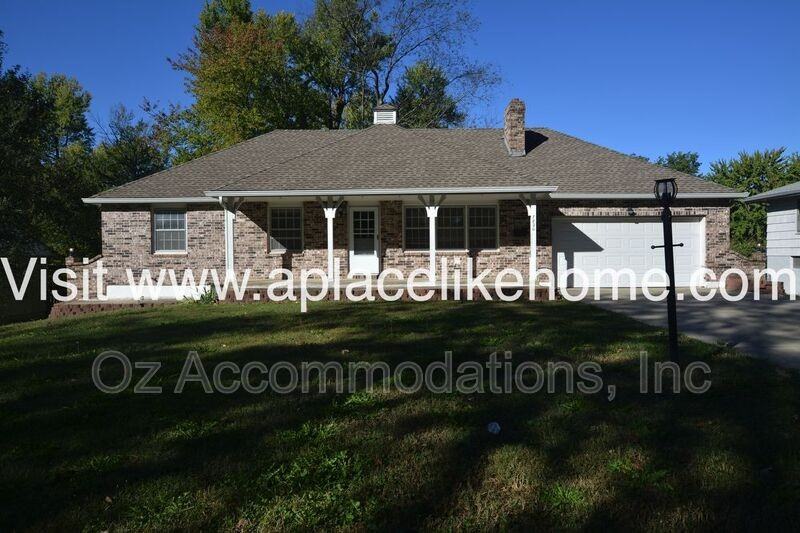 7820 Arlington Ave - Photo 5 of 39