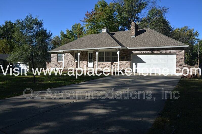 7820 Arlington Ave - Photo 6 of 39