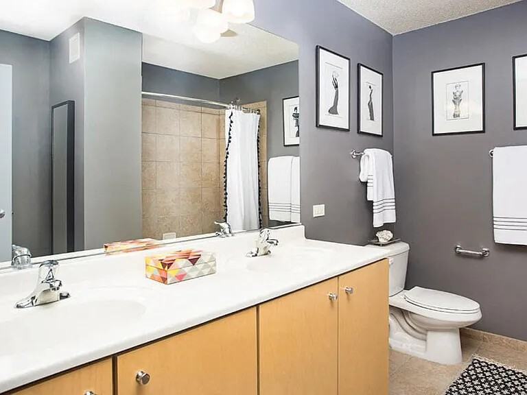 N Columbus Dr #2504 - Photo 2 of 24