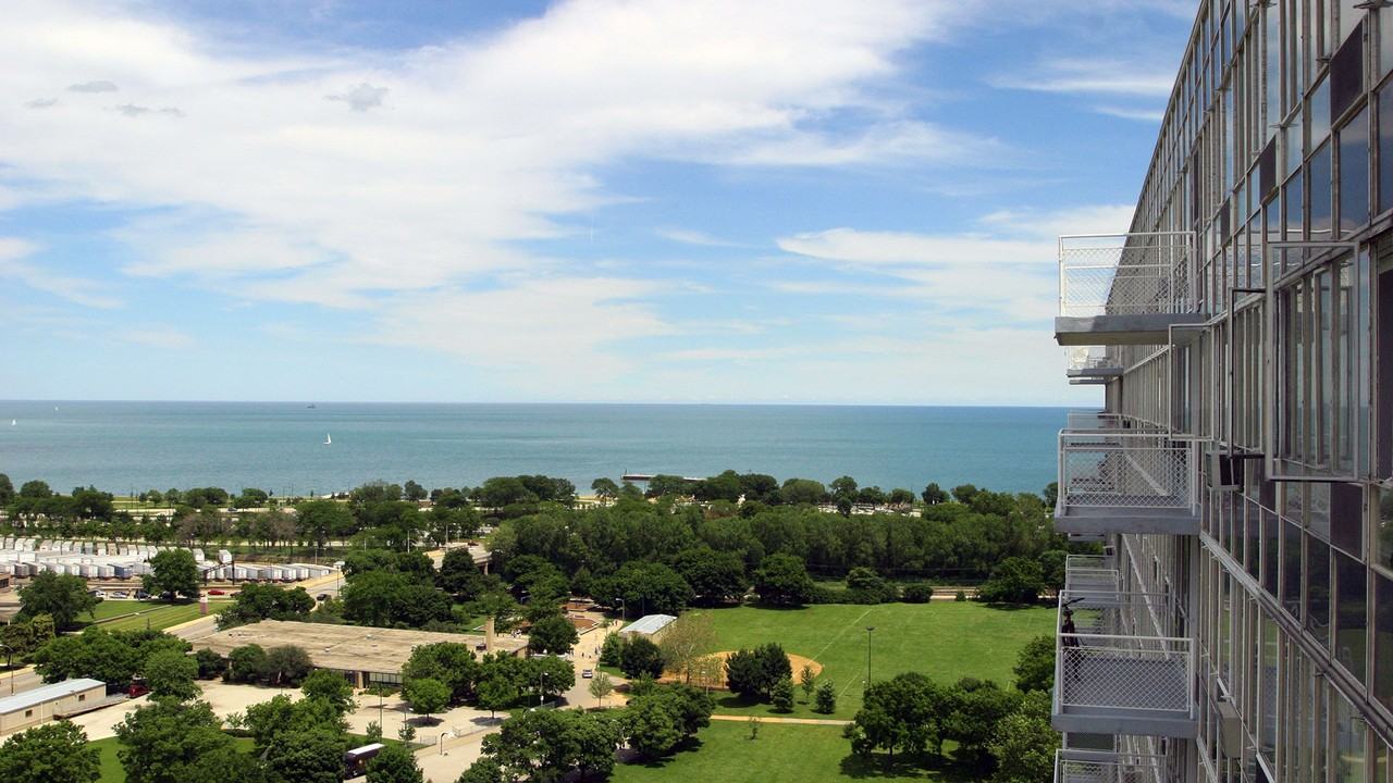 Lake Meadows Apartments 400 E 33rd St, Chicago, IL 60616 Zumper