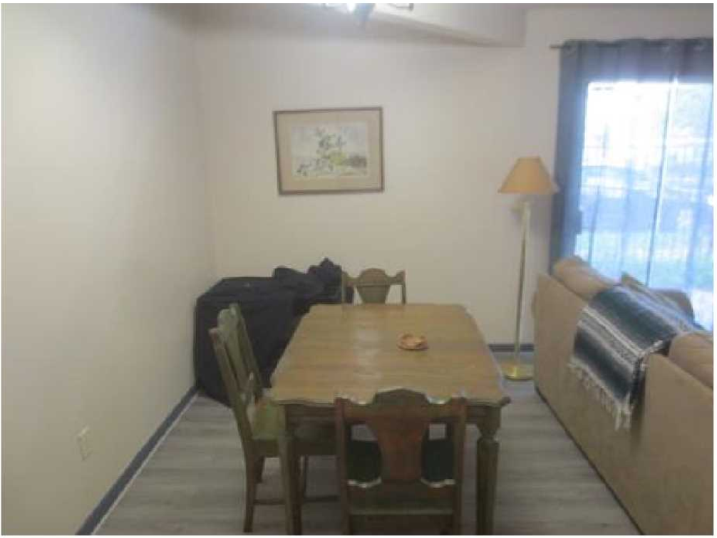 1802 Potomac Pl #C - Photo 4 of 20