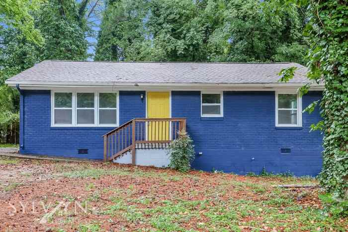 2312 Polar Rock Ave Sw - Photo 2 of 16
