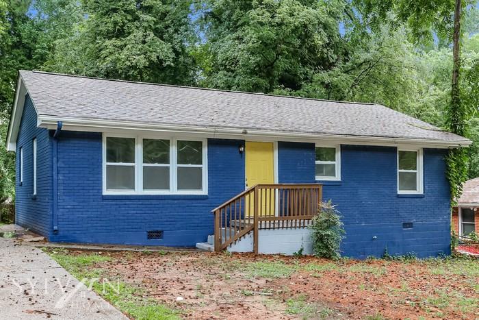 2312 Polar Rock Ave Sw - Photo 3 of 16