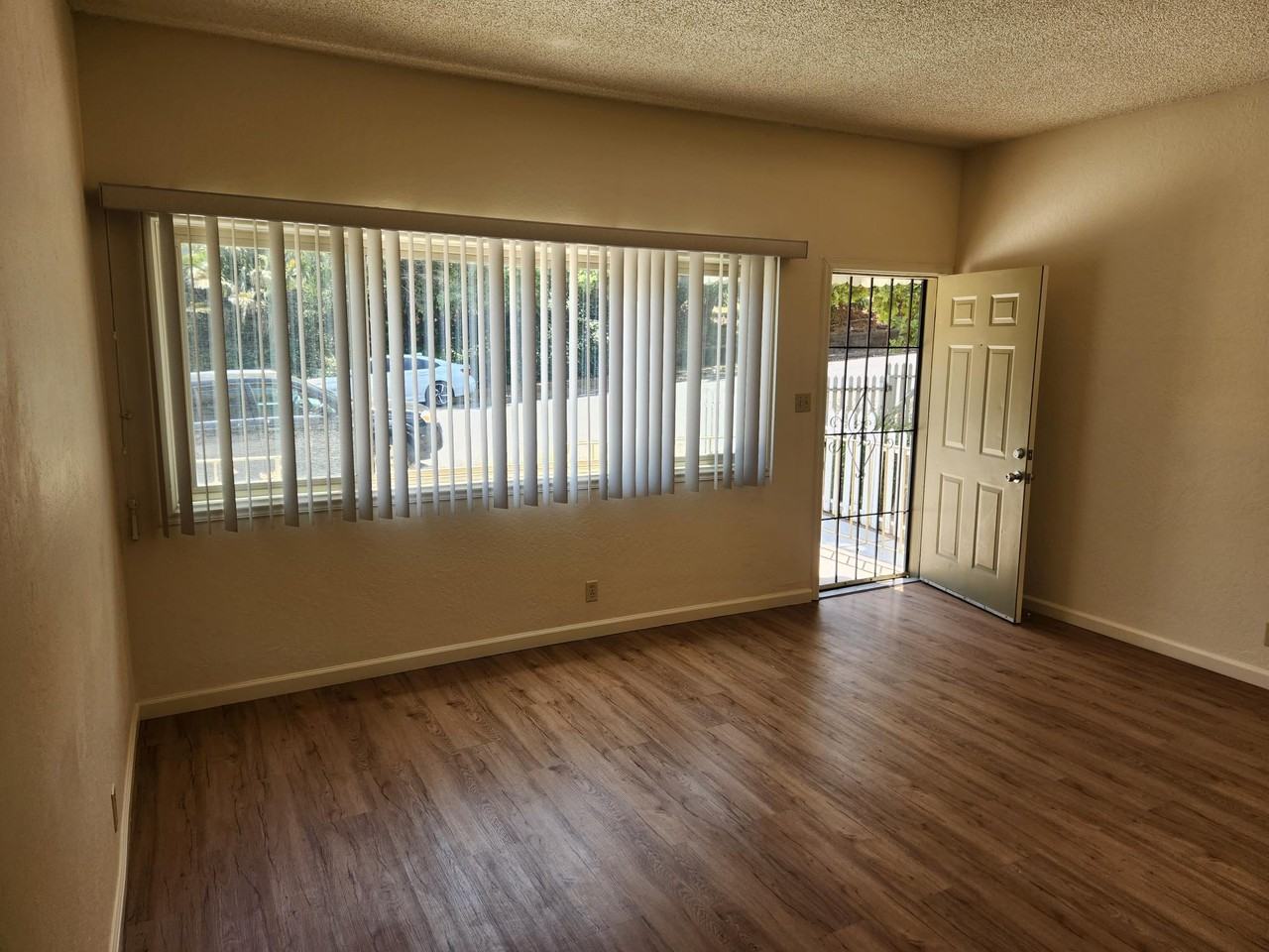 332 Kentucky St #332 - Photo 3 of 14