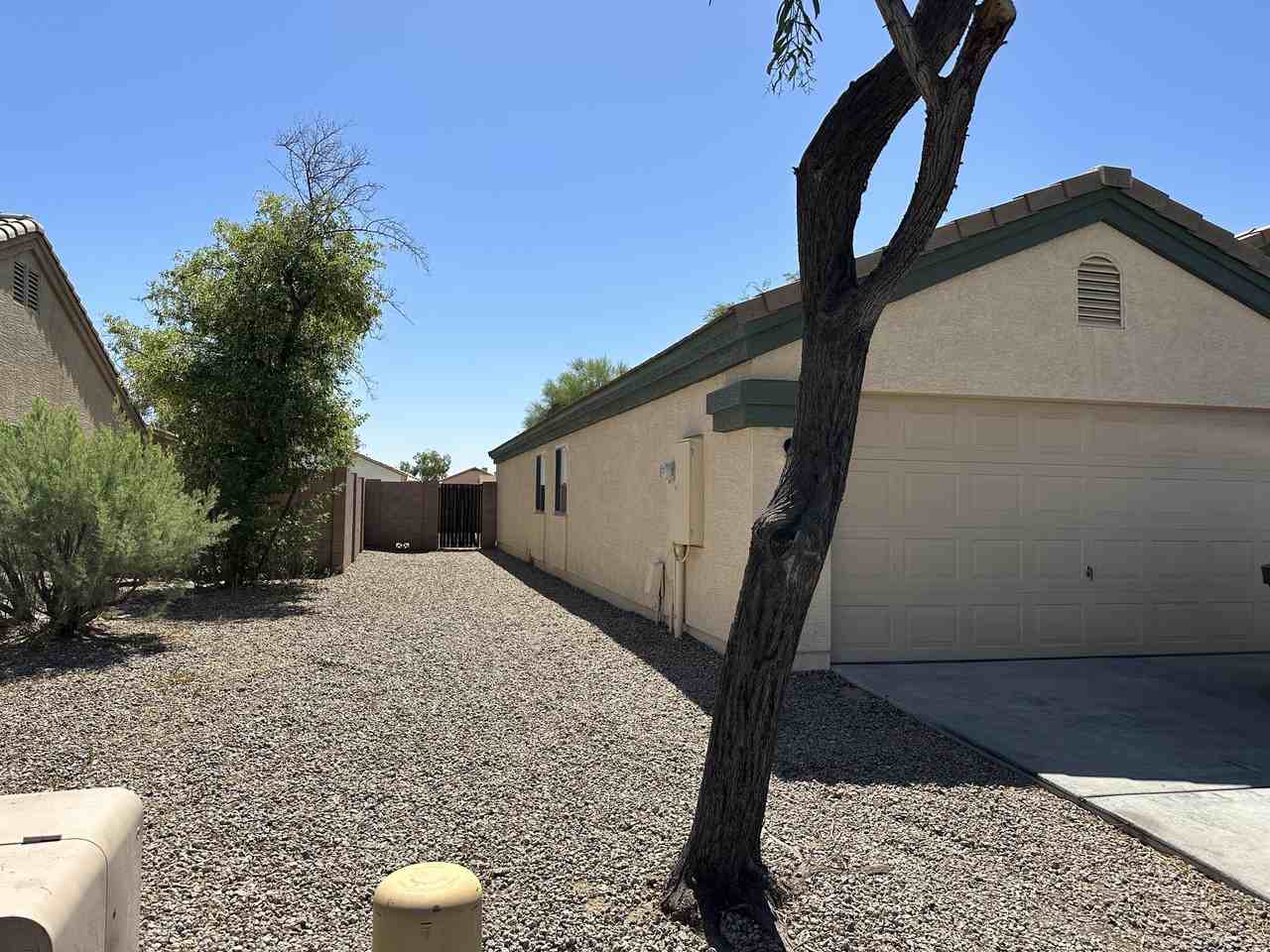 2425 S 159th Ln #1 - Photo 3 of 18