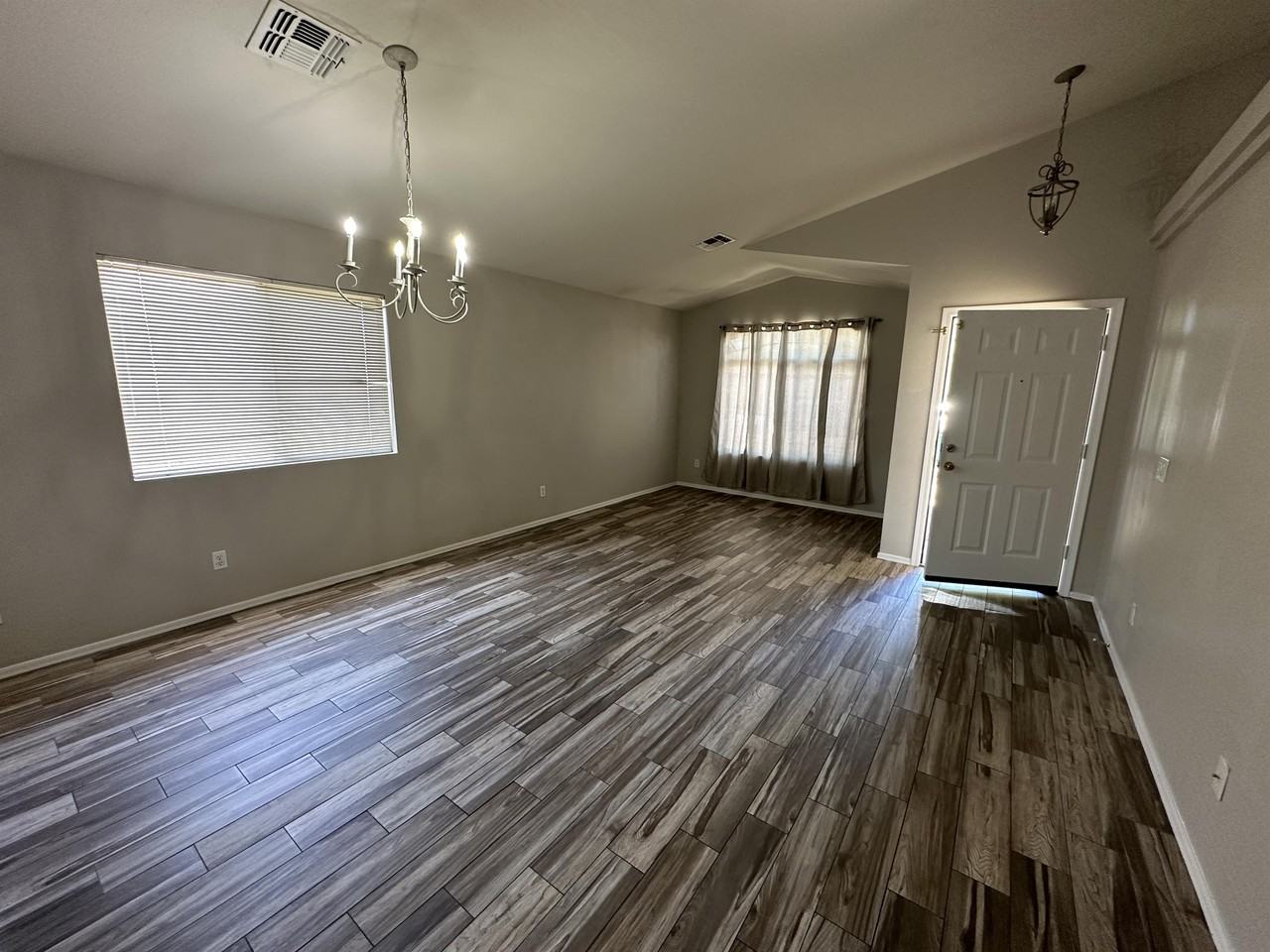 2425 S 159th Ln #1 - Photo 4 of 18