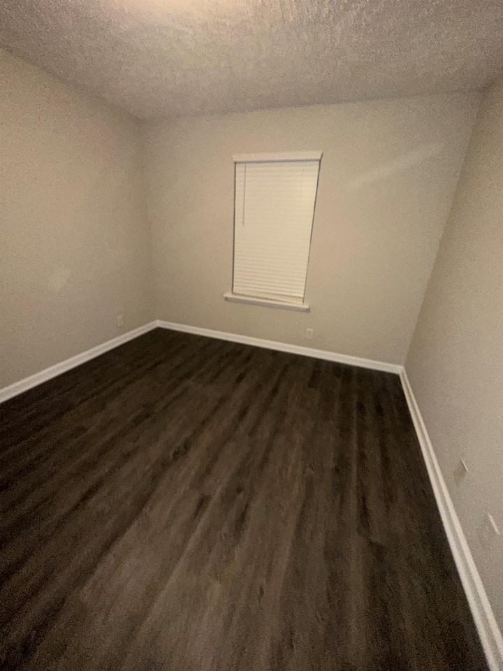 9209 Thomason Trl #1 - Photo 7 of 11