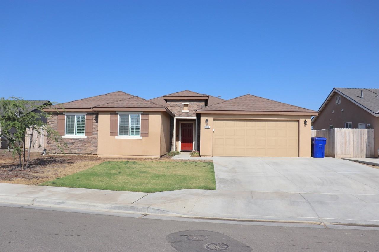 1884 Clover Dr #1 - Photo 2 of 50