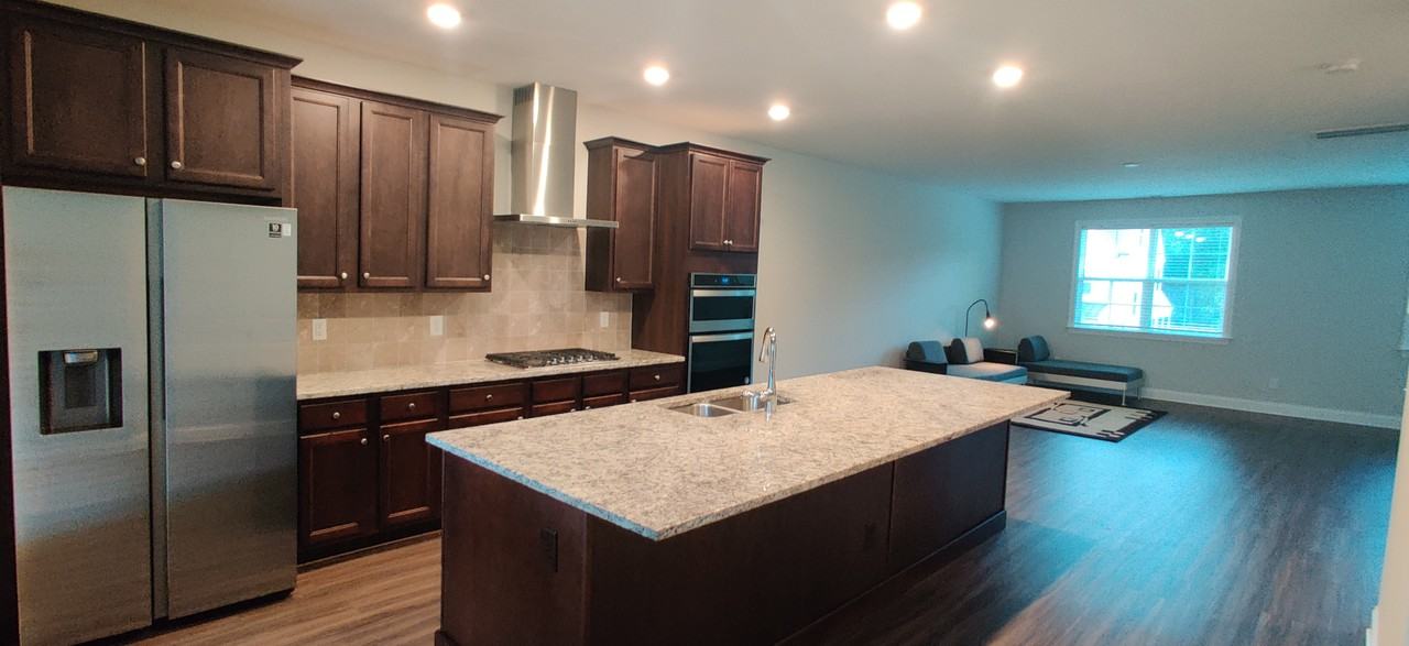 220 Mazarin Ln - Photo 2 of 24