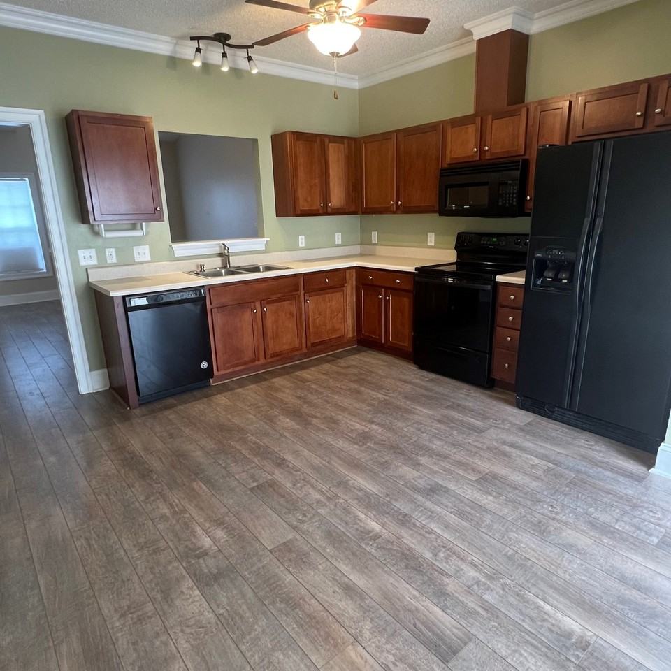4180 Dudleys Grant Dr #H - Photo 3 of 24