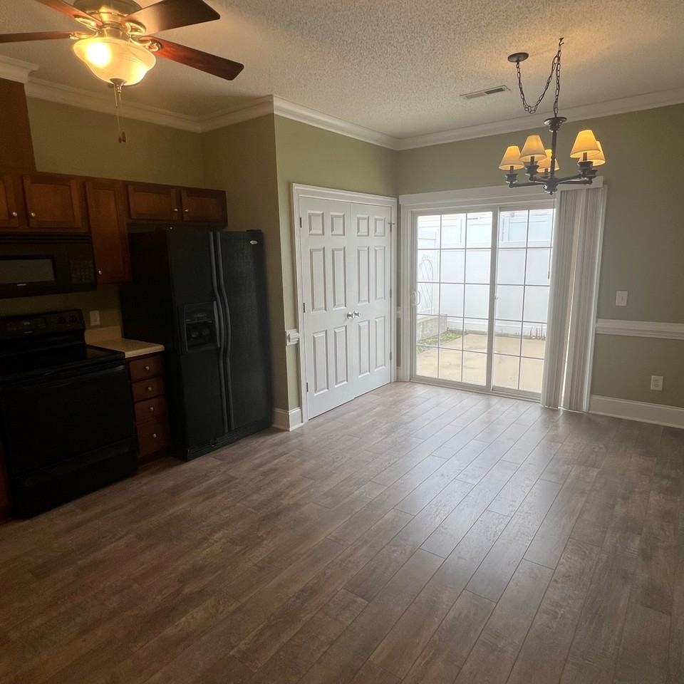 4180 Dudleys Grant Dr #H - Photo 4 of 24