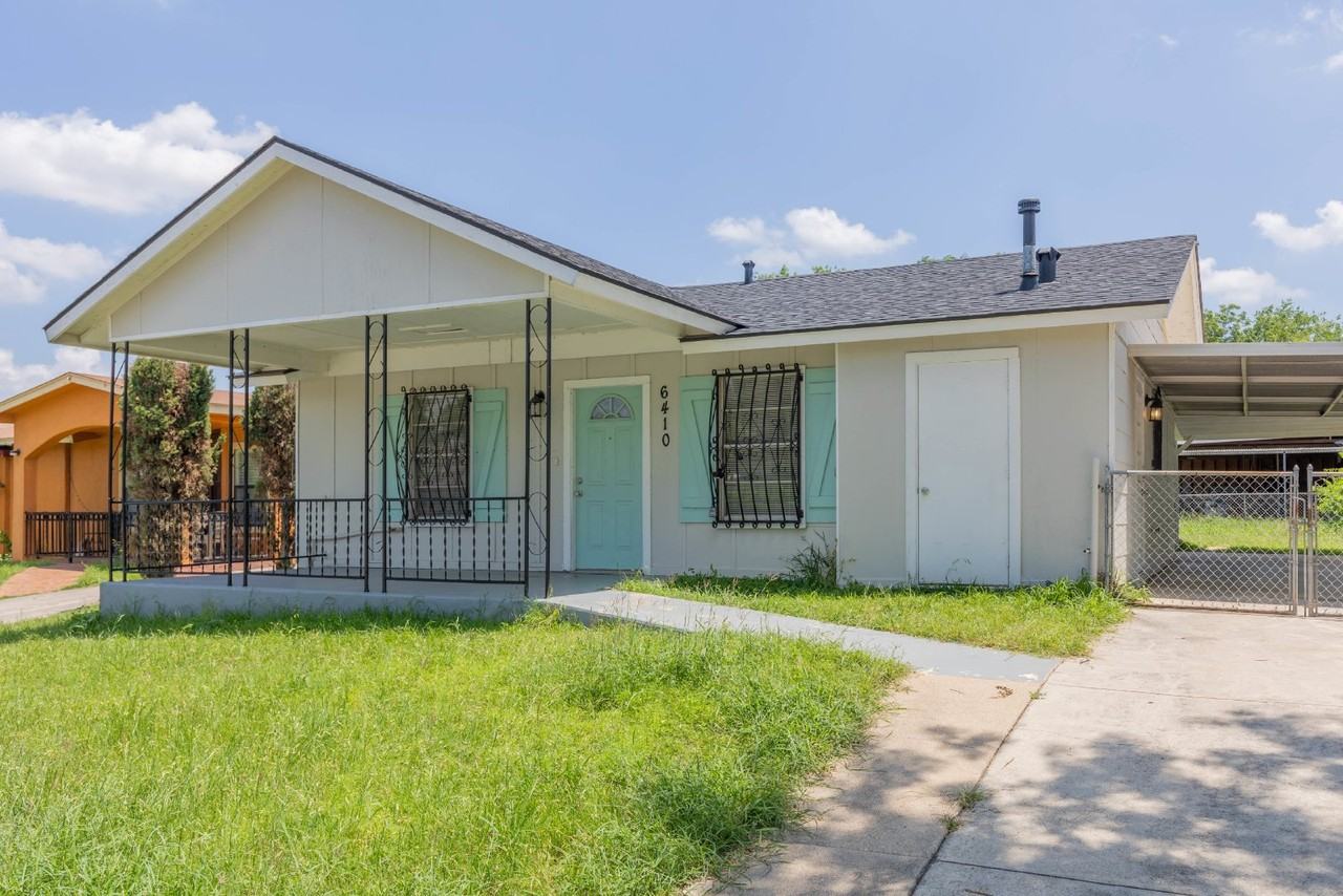 6410 Brownleaf Dr - Photo 2 of 27