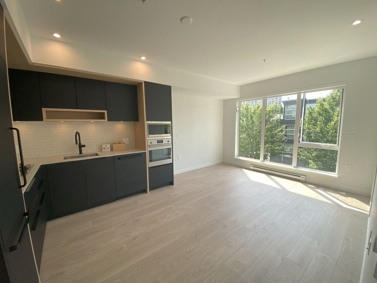 2520 Guelph Street - Photo 3