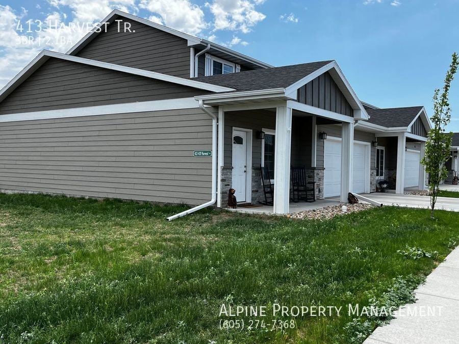 413 Harvest Trl - Photo 2 of 27