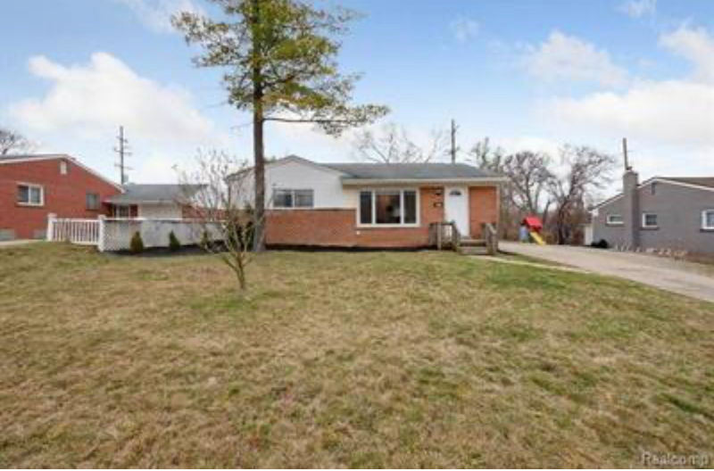 483 W Tienken Rd - Photo 3 of 6