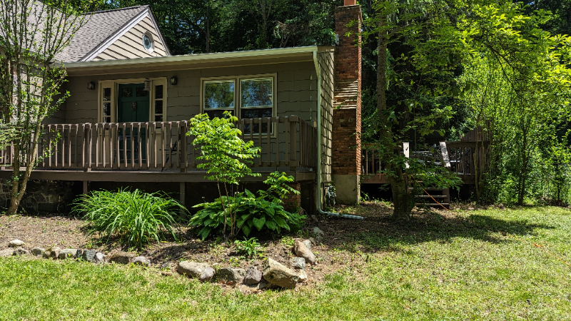 15 Tourne Rd - Photo 2 of 17
